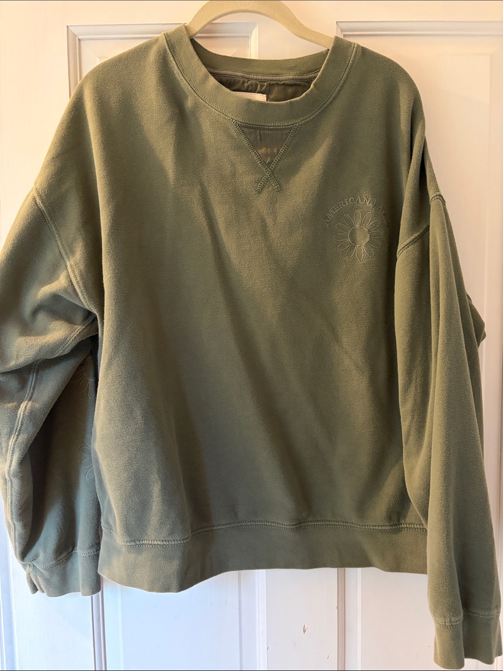 American Eagle Embroidered Olive Flower Crewneck
